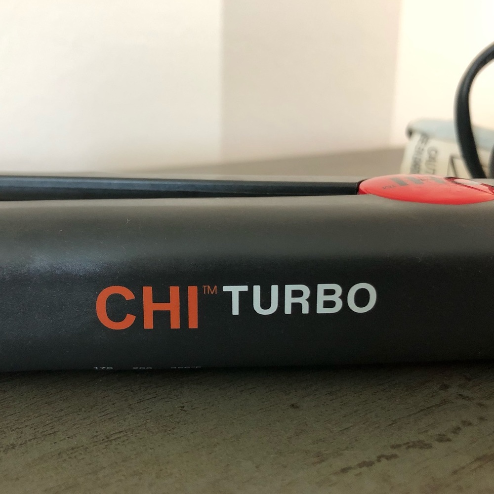 Chi Turbo Ceramic Flat Iron Model GF 1588